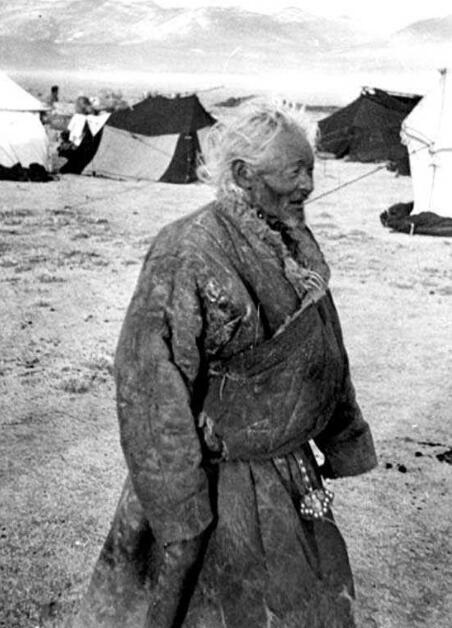 高原欢歌——西藏笑声掠影